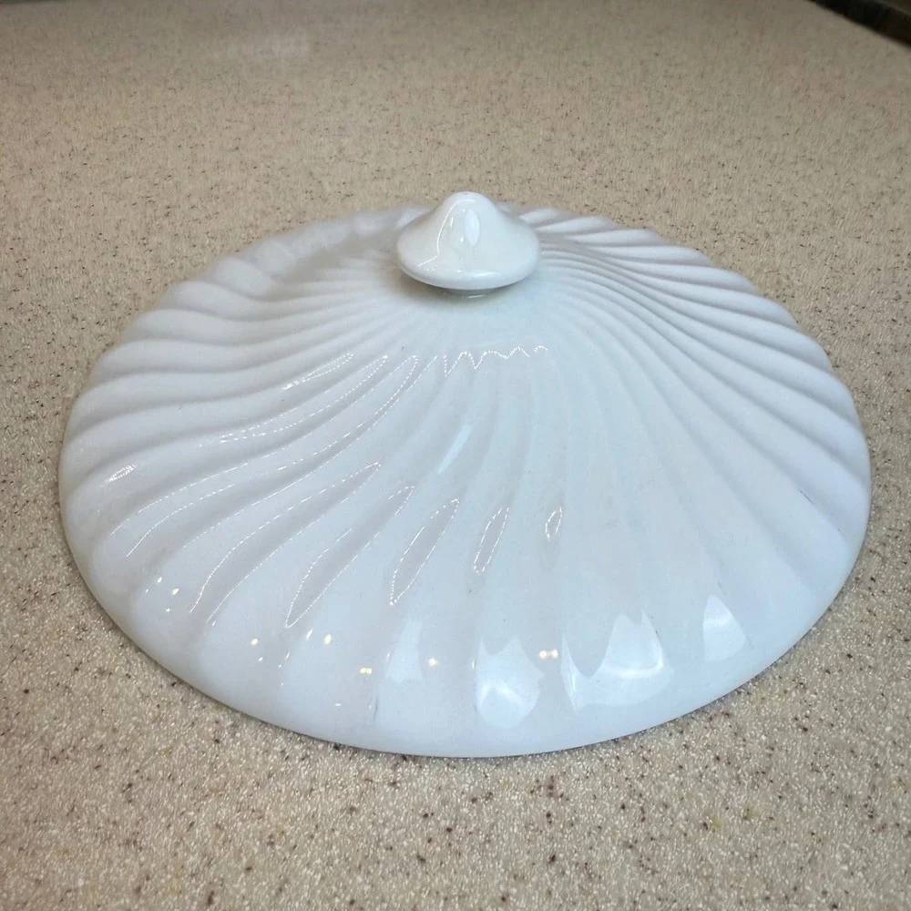 Johnson Bros Snowhite Regency Ironstone Covered Vegetable Tureen White England‎